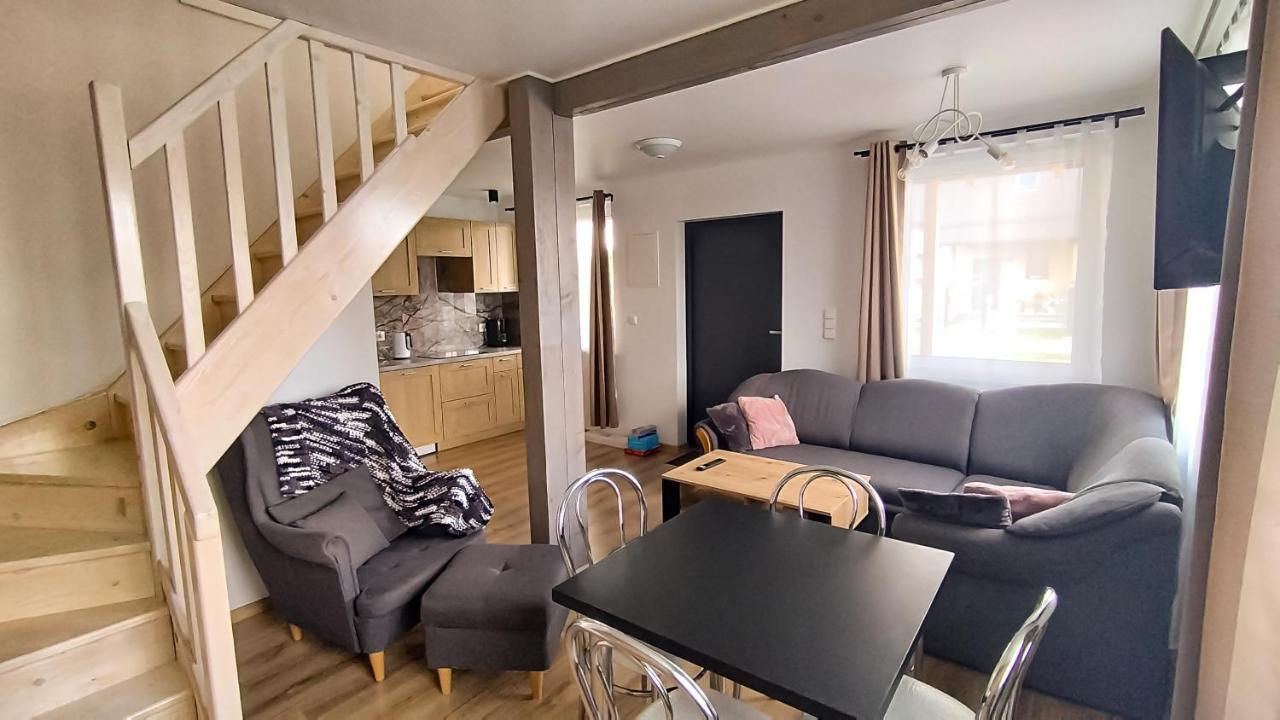 Ozzi Land Resort Sobącz Zewnętrze zdjęcie